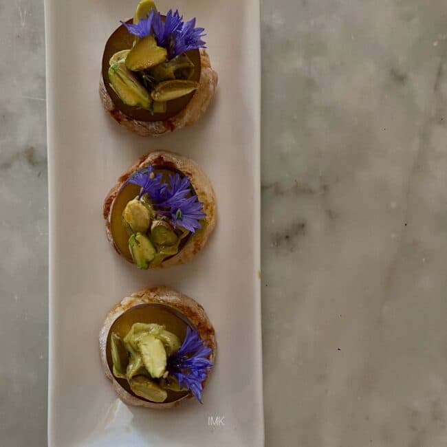 Bouchées salées aux figues et herbes